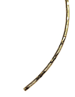 Aretes largos Limerence by Claudia Herrera 14 k con acabado chapa de oro