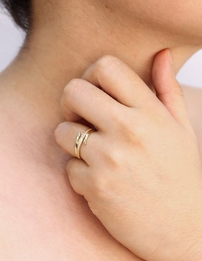 Anillo Dinasti 14 k de oro amarillo zirconia pulido