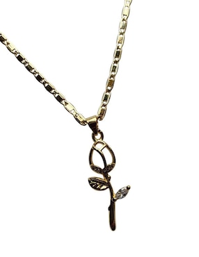Collar con dije de flor Limerence By Claudia Herrera Amor de oro laminado 14 K