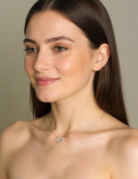 Collar con dije de corazón Aretize de plata P 925