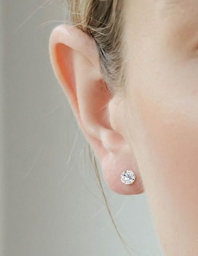 Broqueles circulares Joyería M de Leon de oro 10 k con acabado brillante zirconia