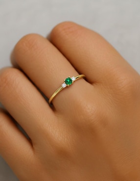 Anillo circular Joyería M De Leon 10 k de oro zirconia brillante