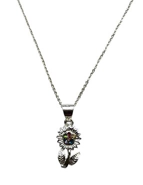 Collar con dije de flor Limerence By Claudia Herrera de plata P 925