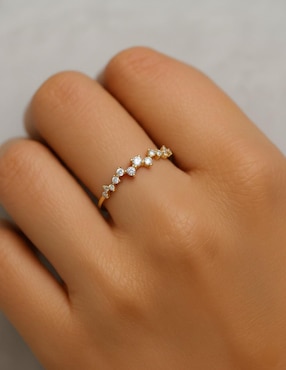 Anillo circular Joyería M De Leon 10 k de oro zirconia brillante