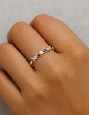 Anillo circular Joyería M De Leon 10 k de oro amarillo zirconia brillante