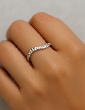 Anillo circular Joyería M De Leon 10 k de oro zirconia brillante