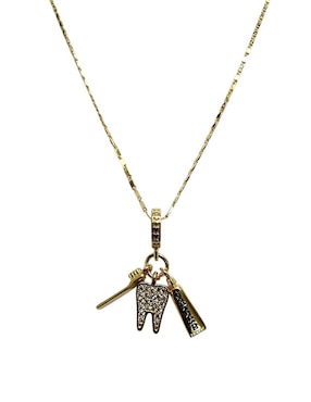 Collar con dije de muela Limerence By Claudia Herrera de oro laminado 14 K