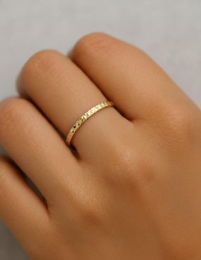 Anillo circular Joyería M De Leon 10 k de oro amarillo brillante