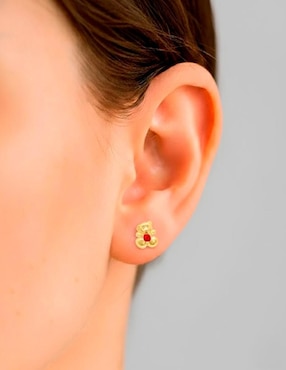 Arete de oso Joyería M De Leon de oro amarillo 10 K con acabado brillante zirconia