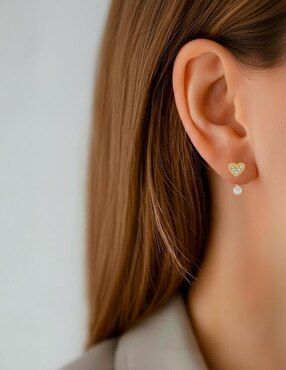 Broquel individual de corazón Joyería M de Leon de oro 10 K zirconia