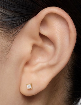 Arete cuadrado Tous Shine LGD de oro amarillo 14 K con acabado brillante