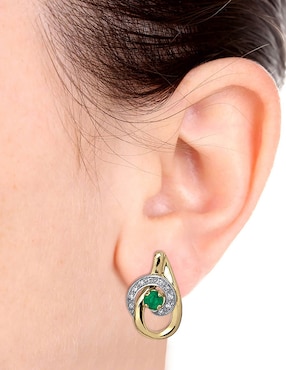 Aretes Fascinare de oro 14 K con acabado brillante esmeralda