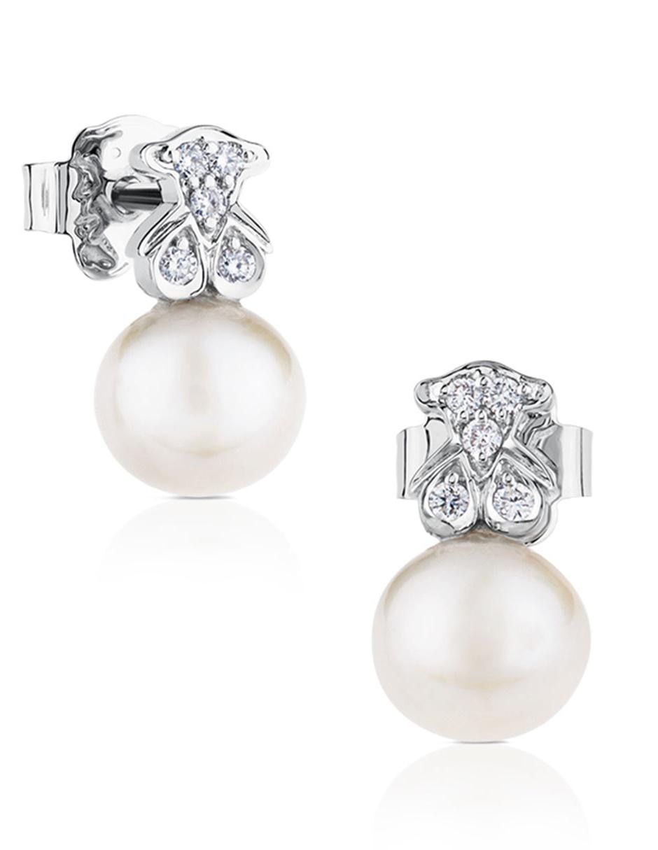 Broqueles de oro blanco con acabado pavé diamante y perla