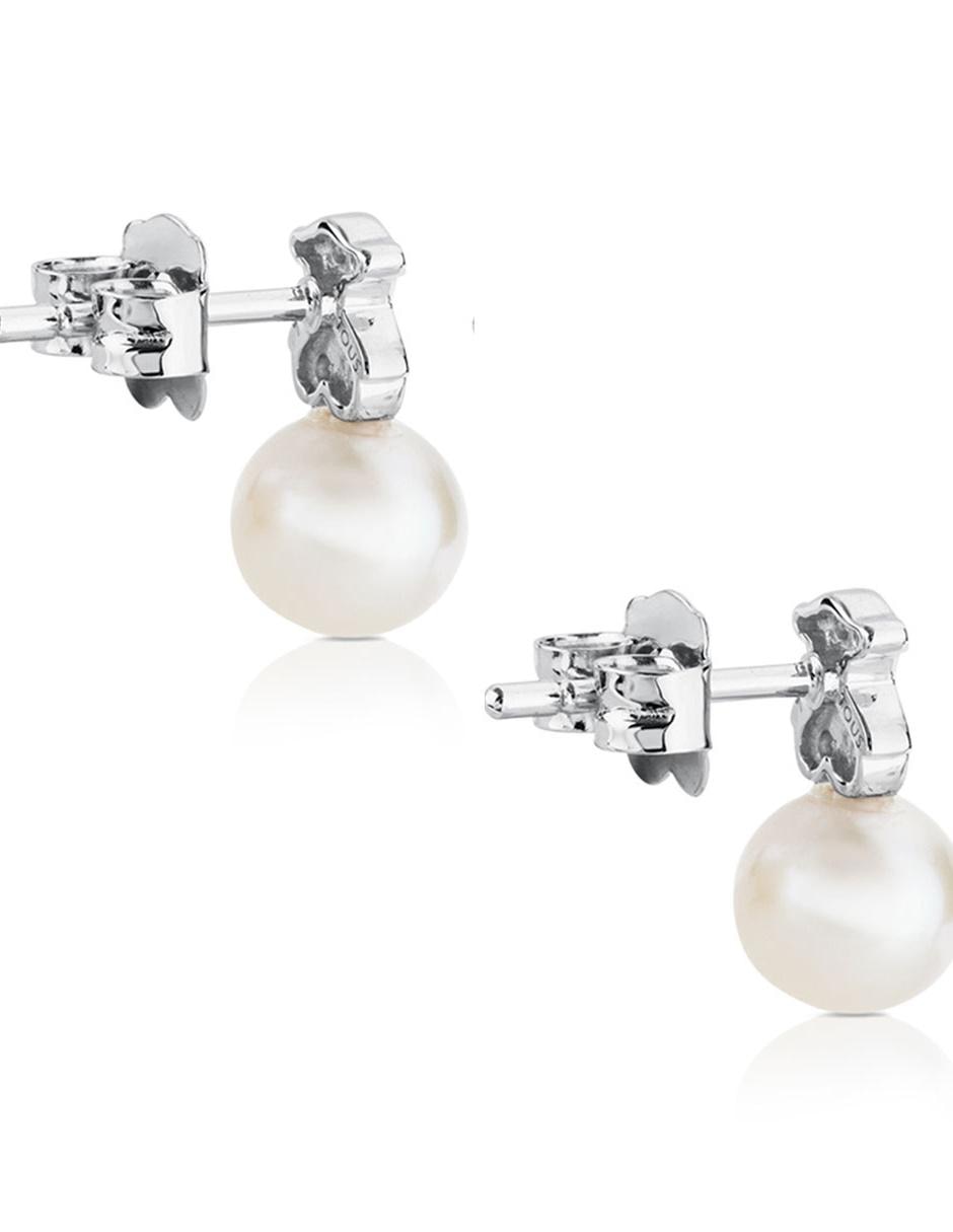 Broqueles de oro blanco con acabado pavé diamante y perla 3