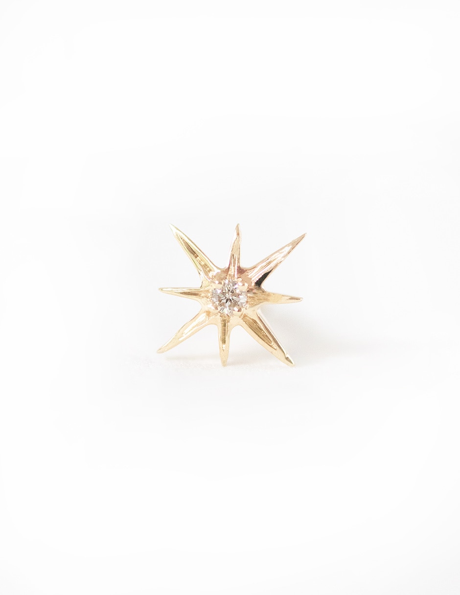 Piercing de oro amarillo 14 K con acabado brillante diamante