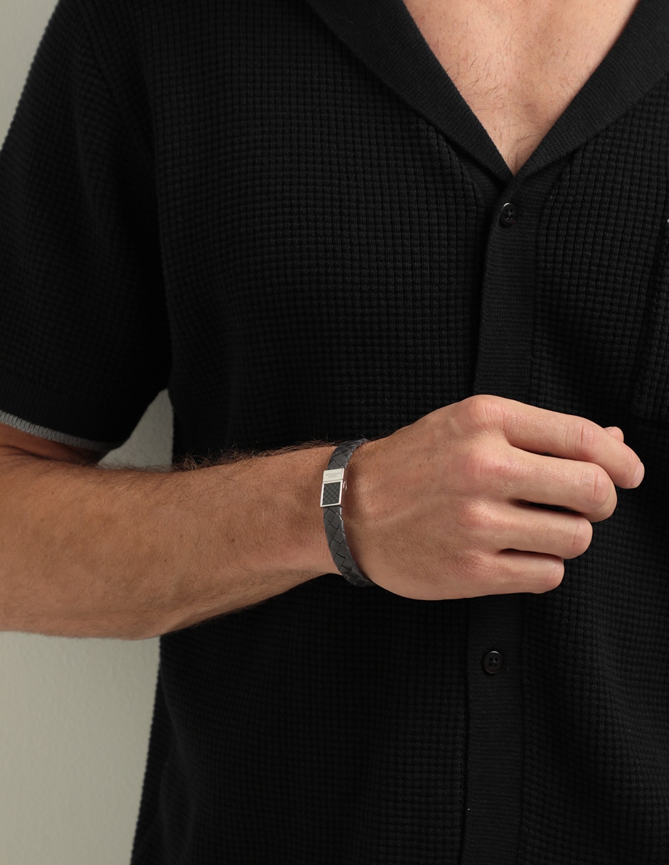 Brazalete con acabado mate 3