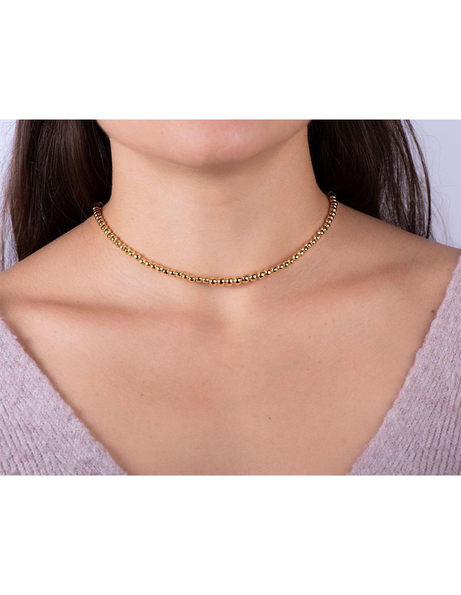 Aretes y collar