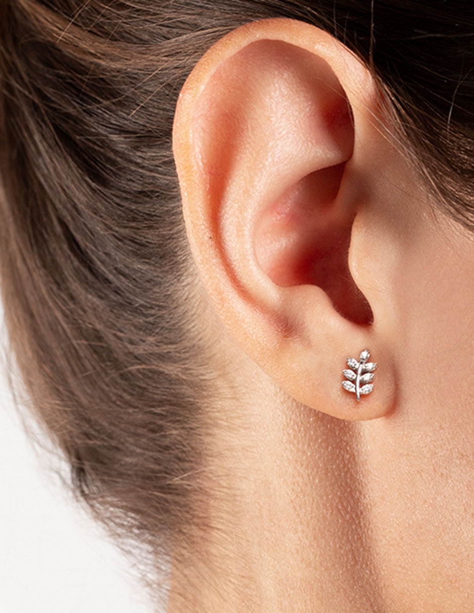 Broqueles de oro blanco 14 K con acabado brillante 3