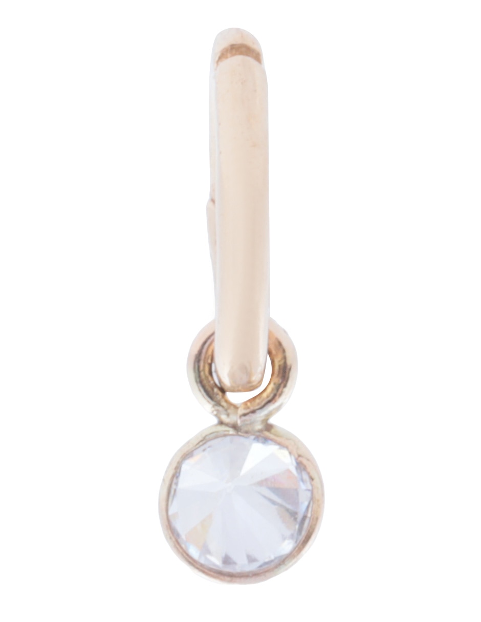Piercing de oro con acabado brillante cristal