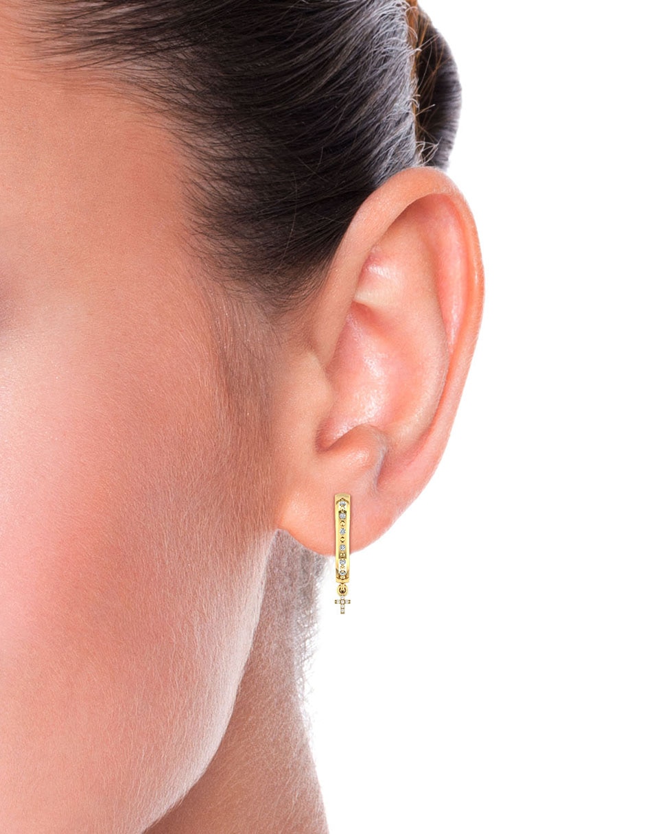 Dije de cruz de oro amarillo 14 K diamante 3