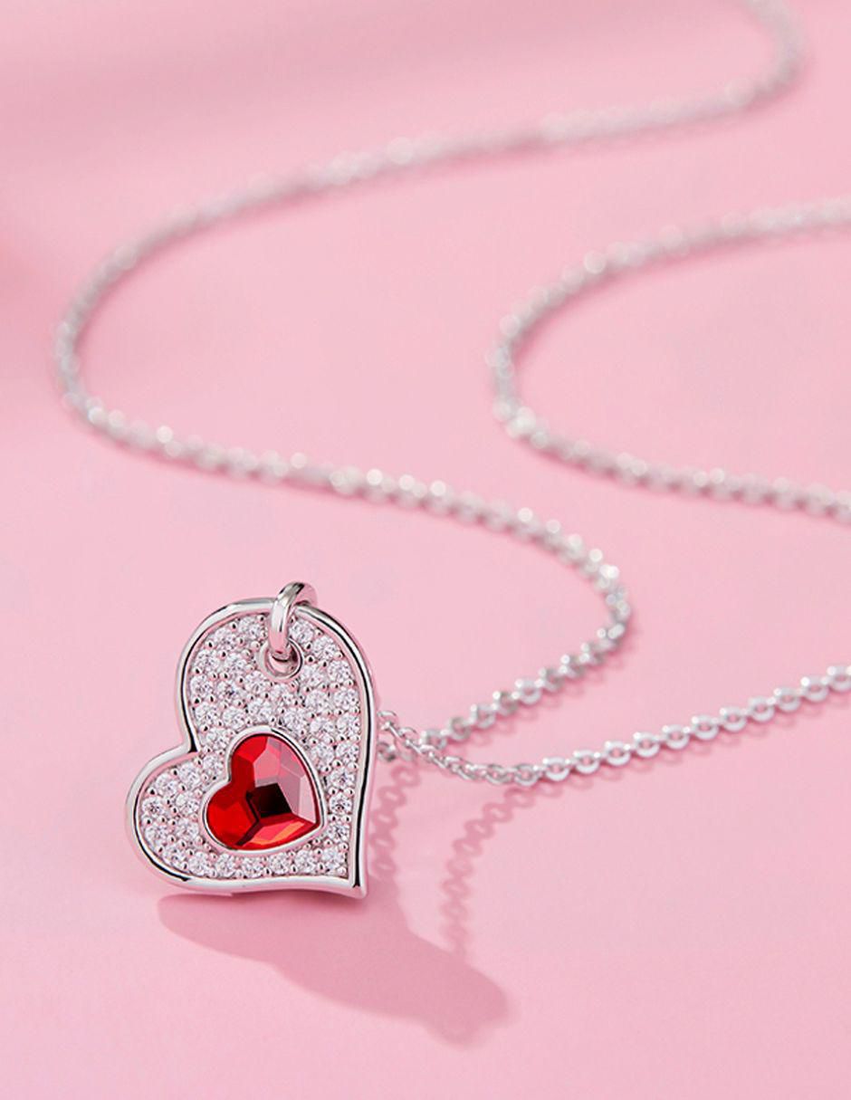 Collar Corazones 3