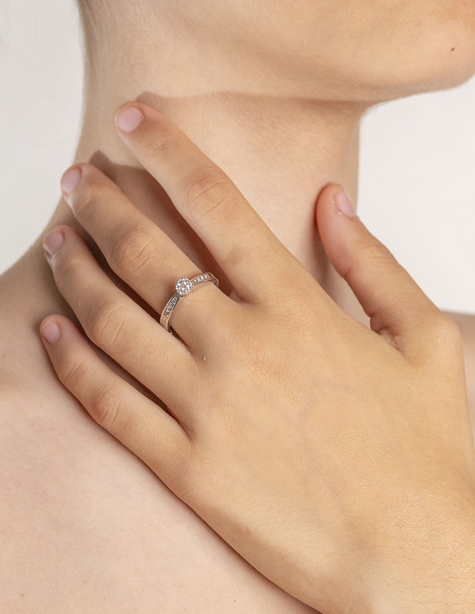 Anillo de compromiso de oro blanco 14 k diamante 3