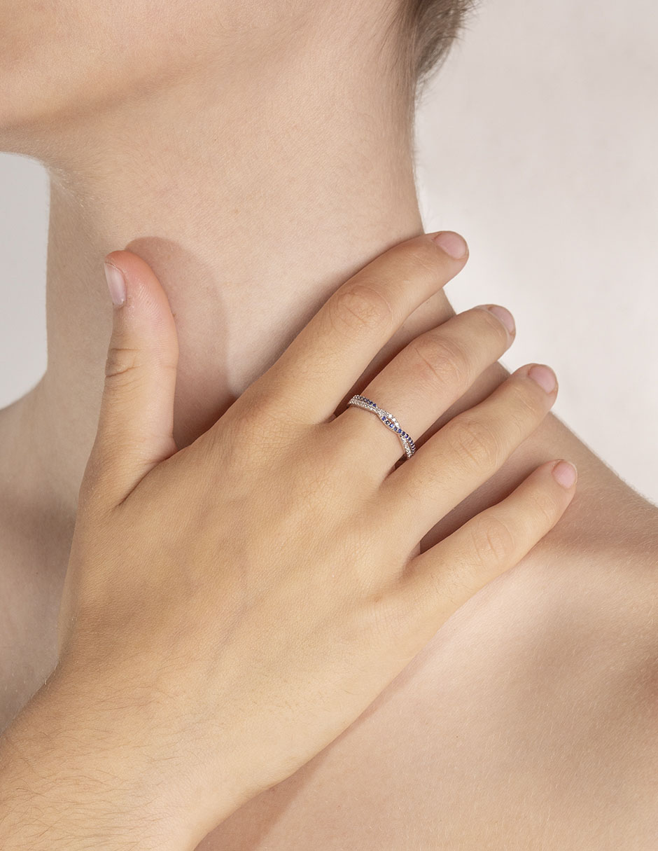 Anillo de compromiso de oro blanco 14 k zafiro 3