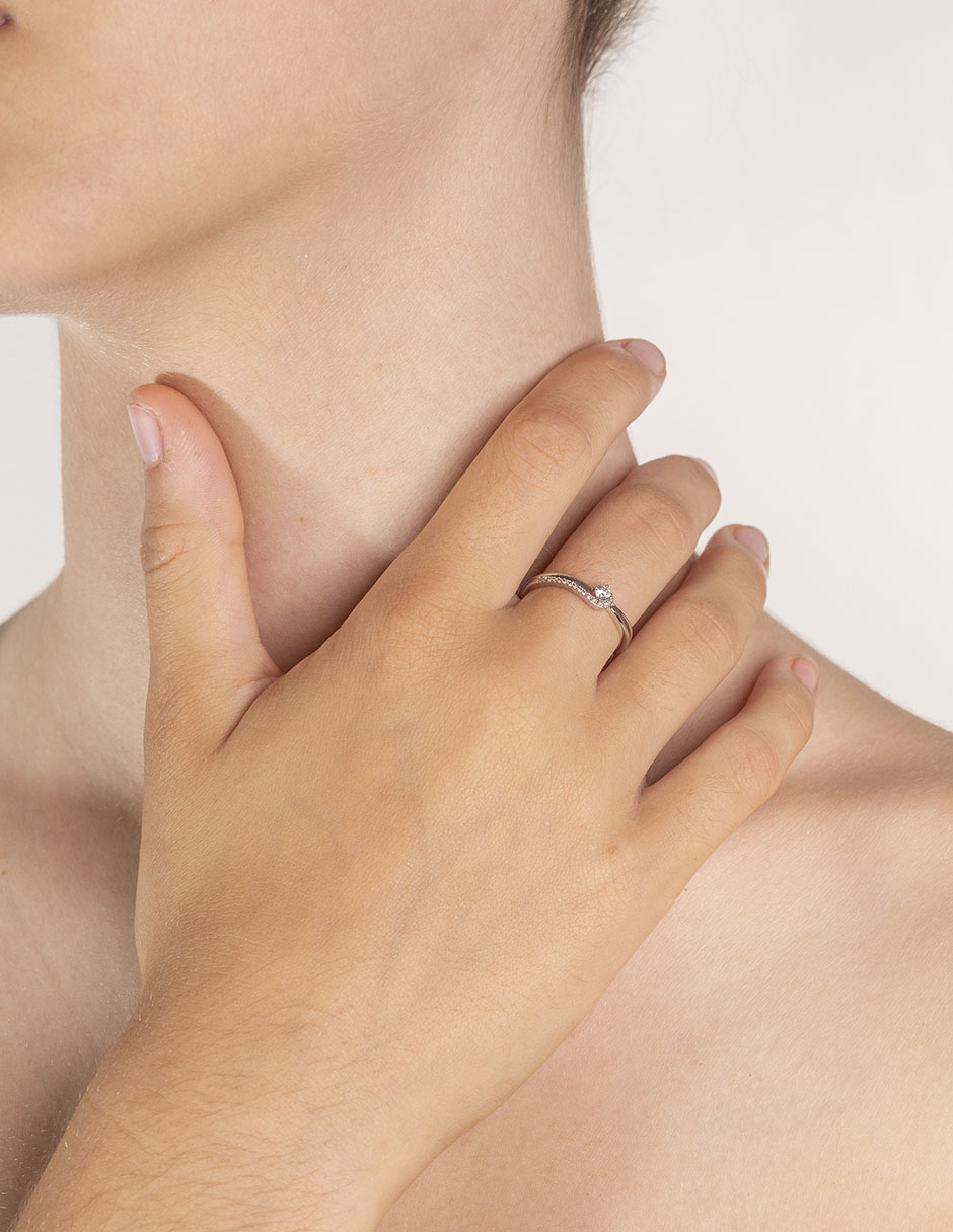 Anillo de compromiso de oro blanco 14 k diamante 3