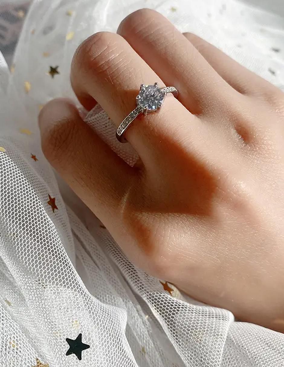 Anillo de compromiso 4