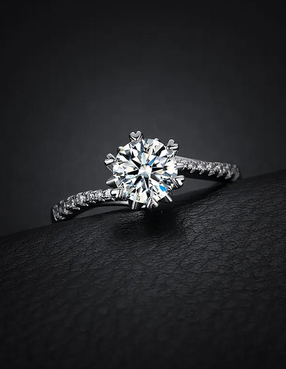 Anillo de compromiso 5