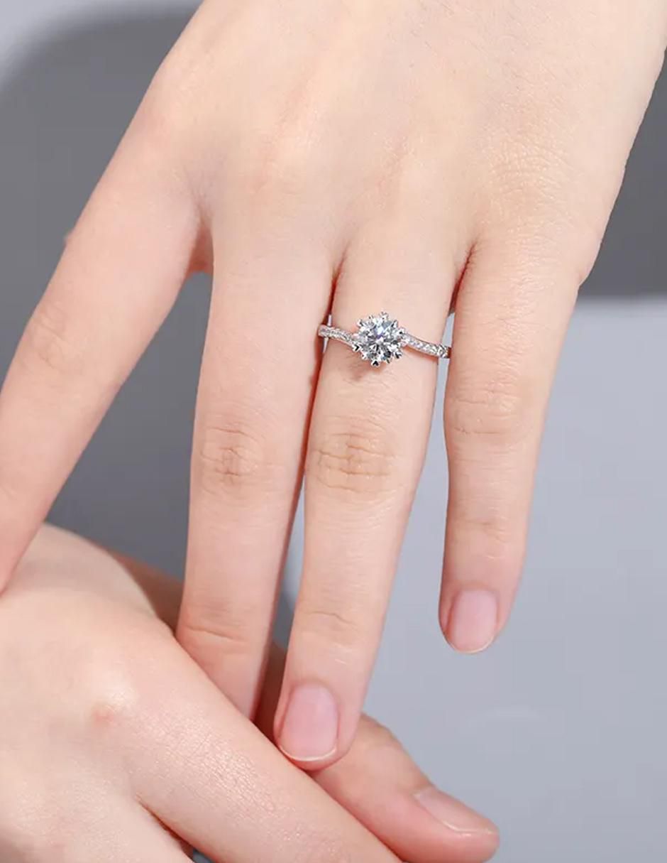 Anillo de compromiso 6