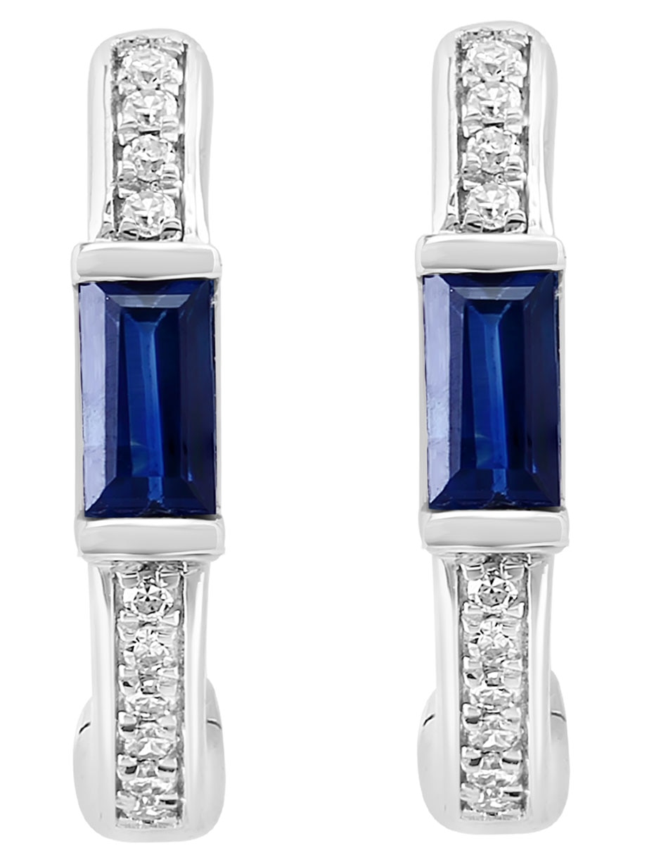 Aretes redondos Royale Bleu de oro con acabado pavé zafiro y diamante