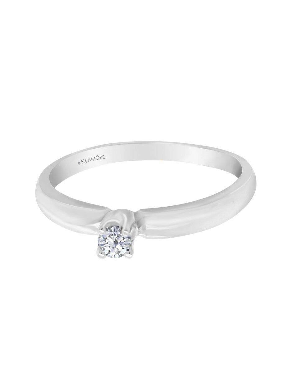 Solitario de oro 14 k Azul diamante