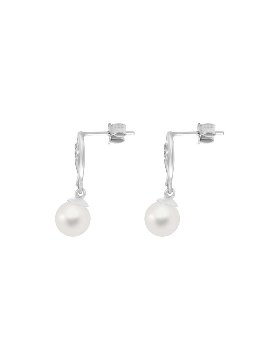 Aretes de corazón Lob de oro blanco con acabado espejo perla y diamante 3