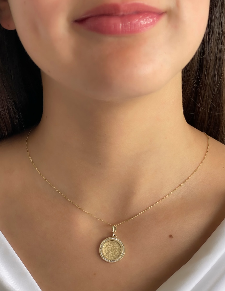 Colgante Y Dije redondo de oro 14 K circonita 3