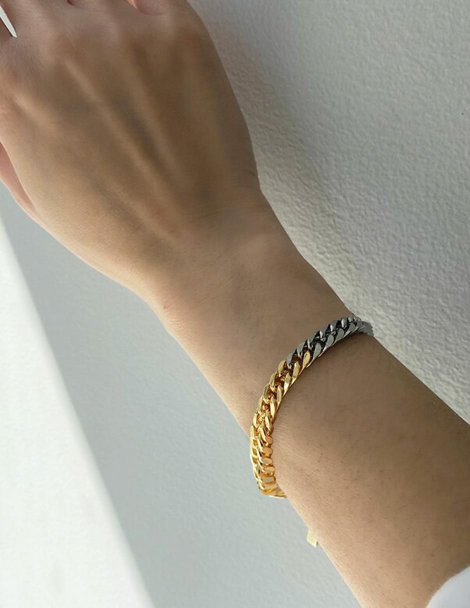 Pulsera con acabado lustre 3