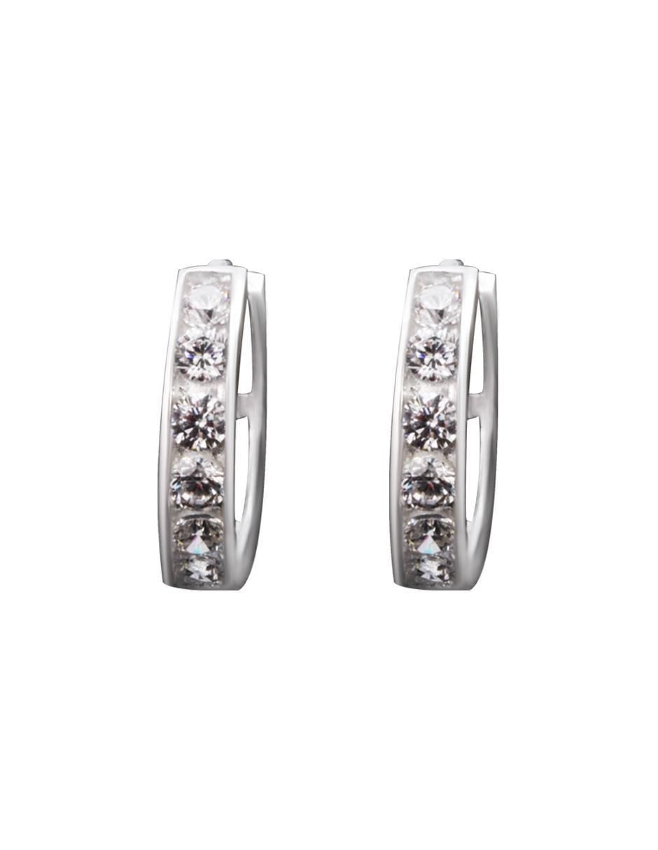 Aretes redondos de plata P 925 con acabado brillante zirconia