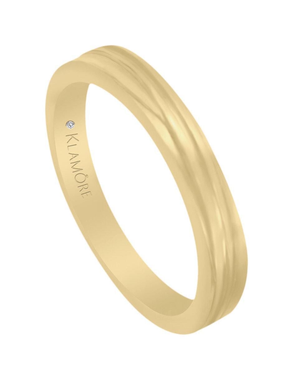 Argolla "de" oro 14 k klamore sin gema