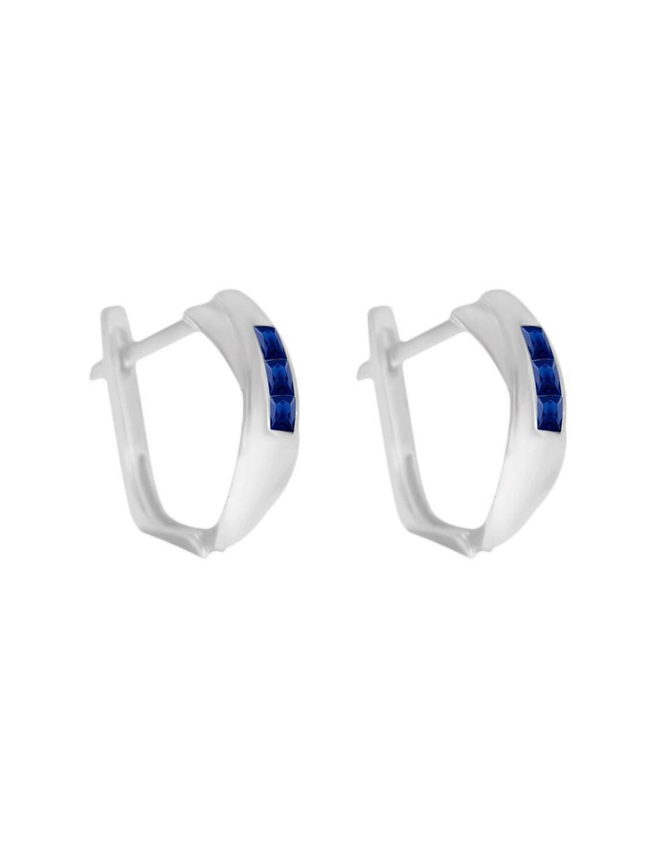 Aretes de oro blanco con acabado brillante zafiro 2