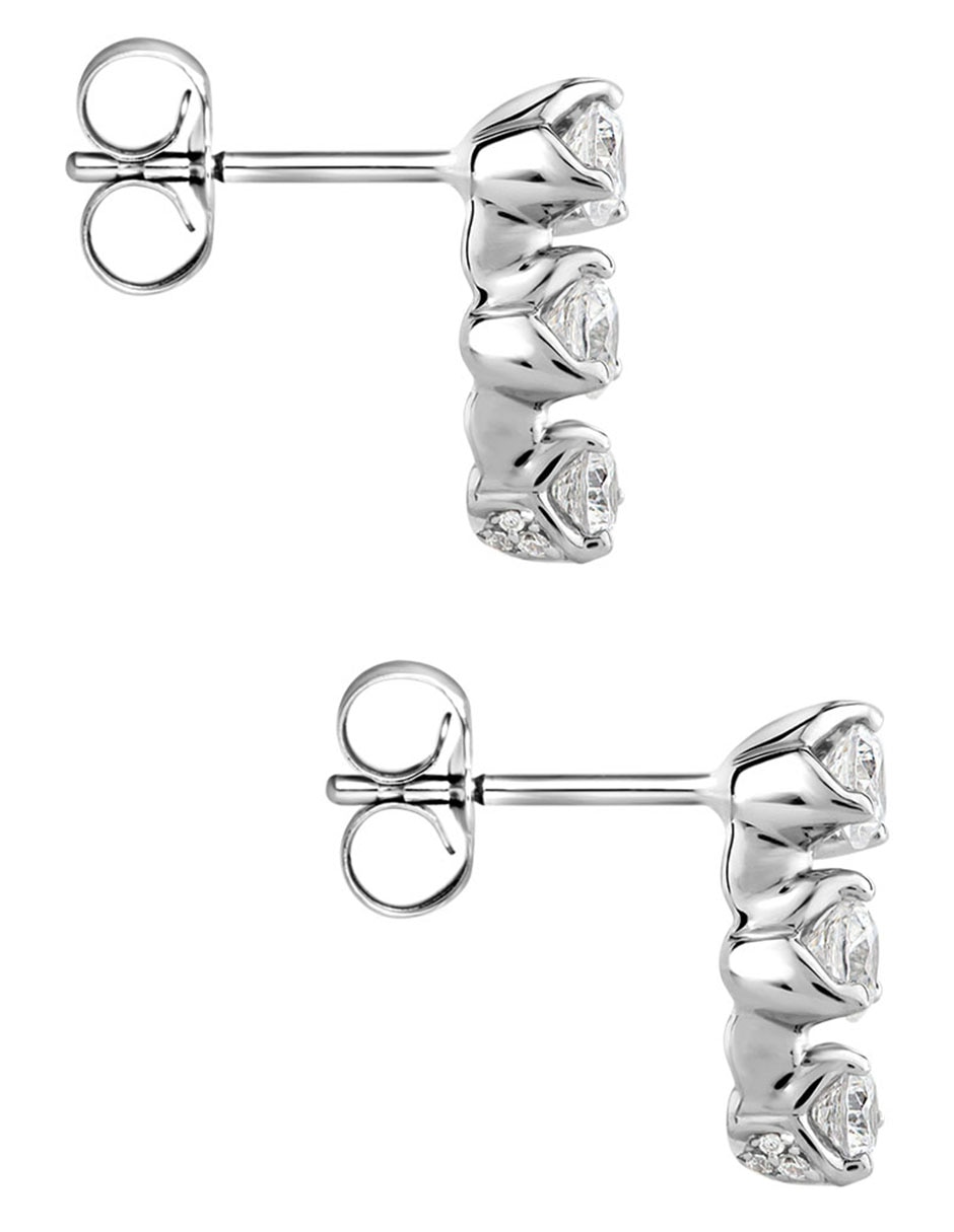 Aretes de oro con acabado brillante 3