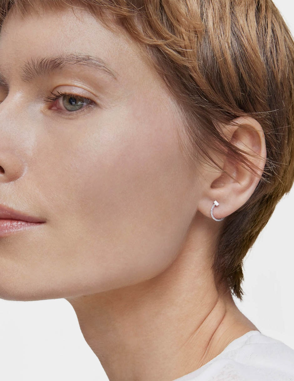 Aretes circulares Les Classiques de oro blanco con acabado brillante diamante 5