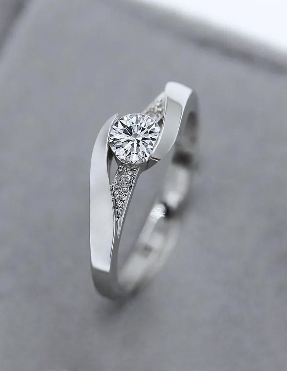 Anillo de compromiso 5