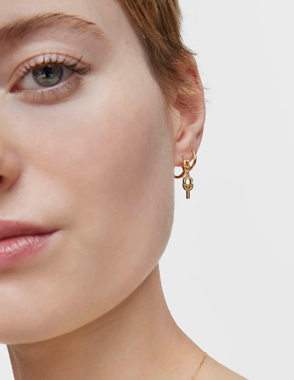 Aretes de aro Manifesto de oro con acabado brillante 5