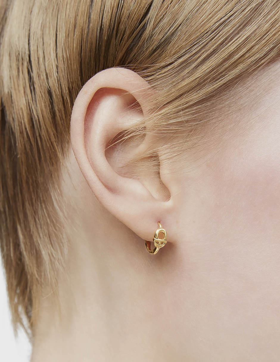 Aretes de aro Manifesto de oro con acabado brillante 6