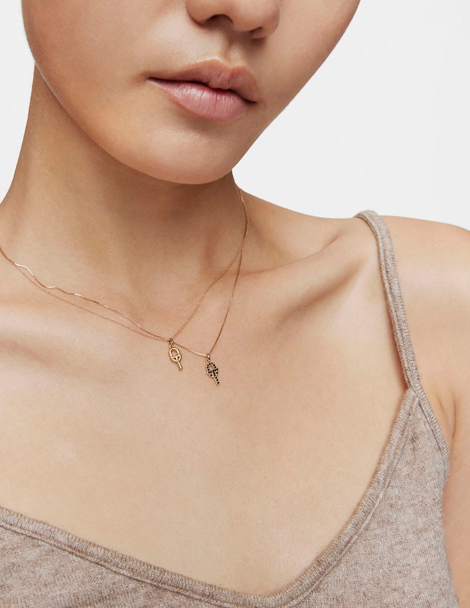 Dije manifesto de oro 18 K 5