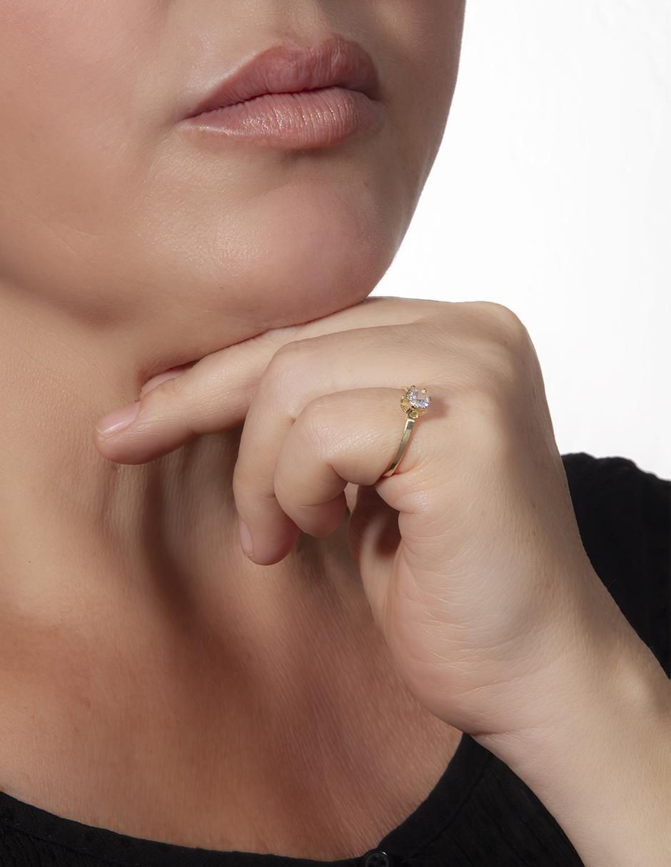 Anillo con gema 10 k de oro zirconia pulido 4