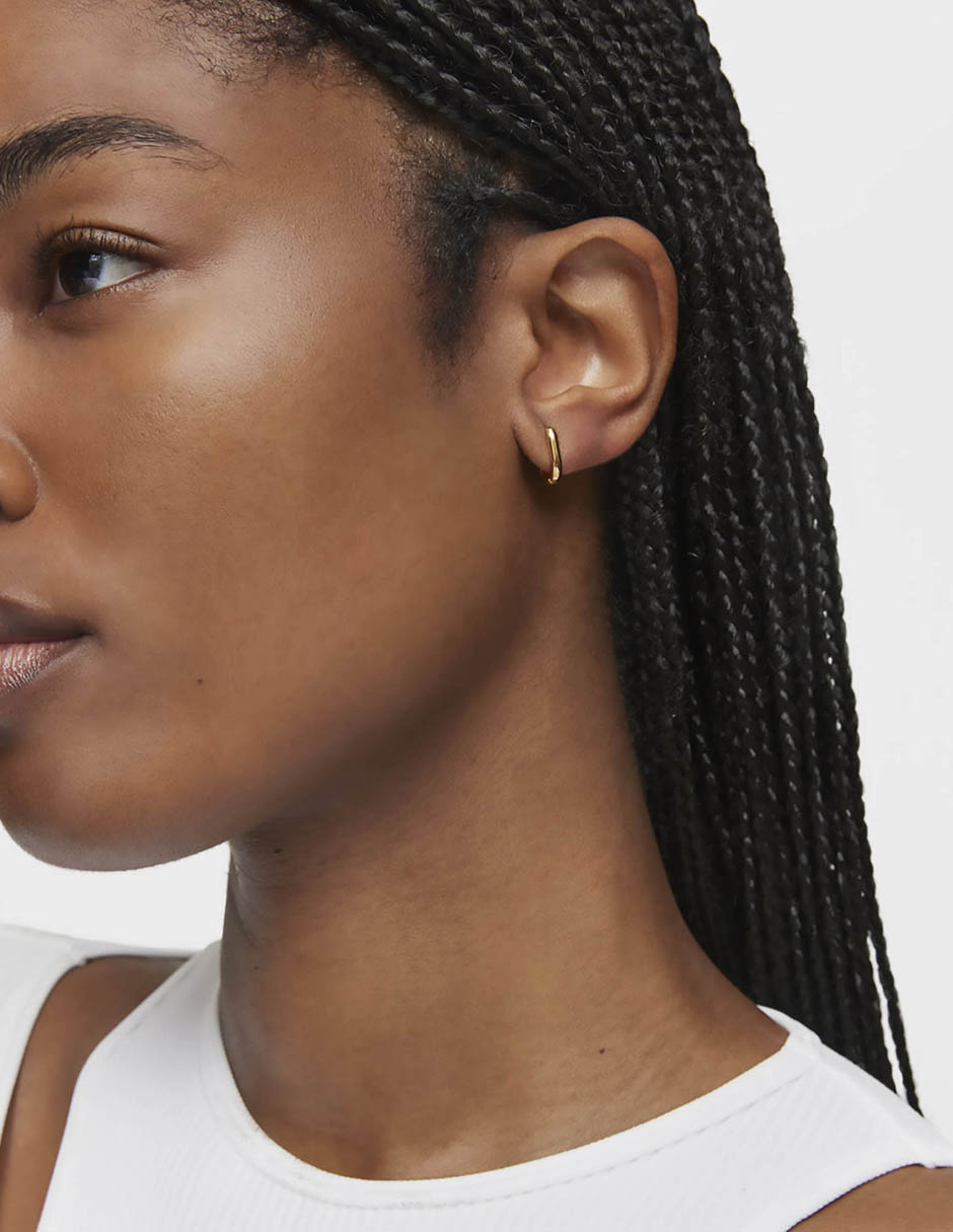Aretes ovalados Basic de plata P 925 con acabado baño de oro 4