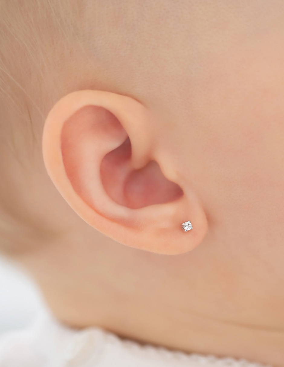 Broqueles cuadrados de oro blanco con acabado brillante zirconia cúbica 3
