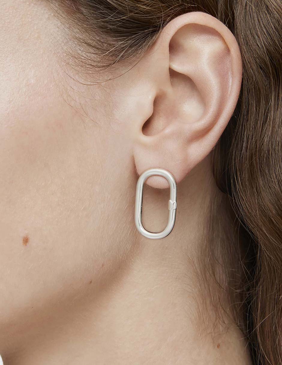 Aretes ovalados Hold Oval de plata P 925 con acabado brillante 7