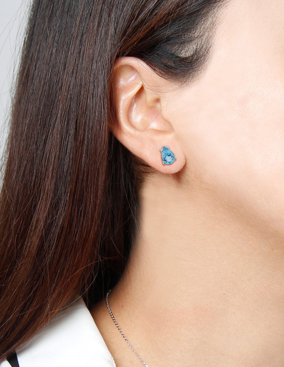 Aretes de gota de oro con acabado espejo topacio 3